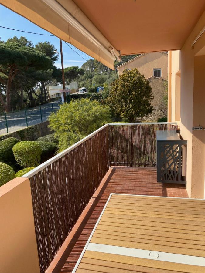 Vacances Arbanaises - Appartements Giens Hyères Exterior foto